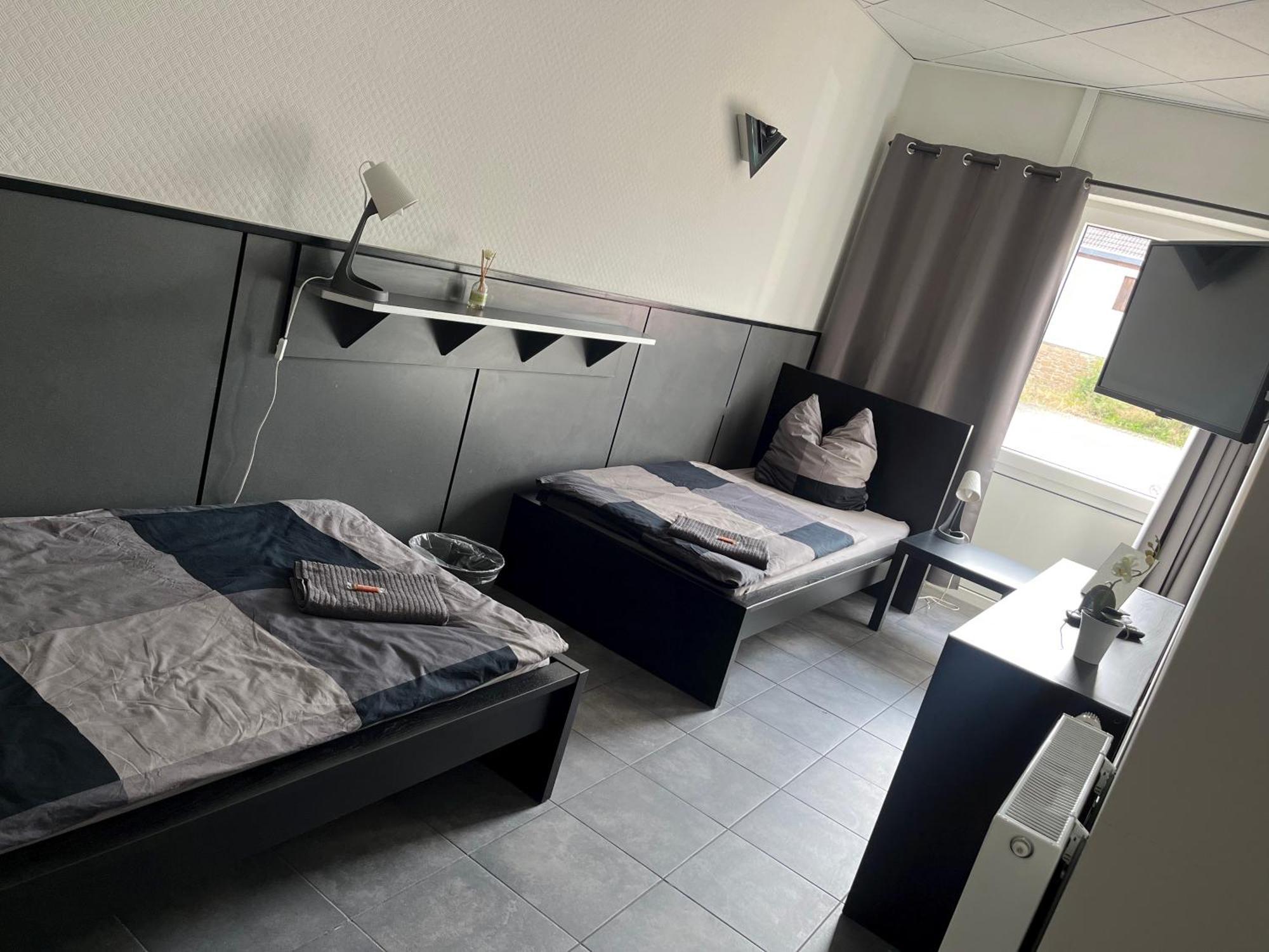 Zimmervermietung Allstedt Buitenkant foto